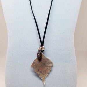 Leaves adjustable leather necklace